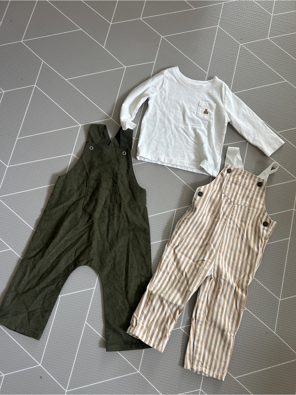12-18 month lot - Gap and Carters
